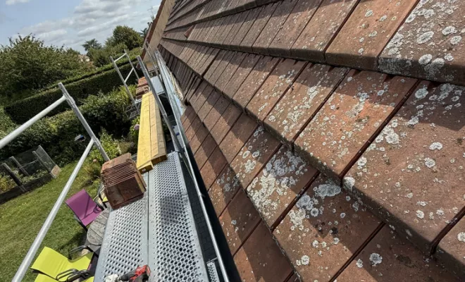 Remplacement gouttière PVC en Zinc à Ablis, Chartres, LGH couverture